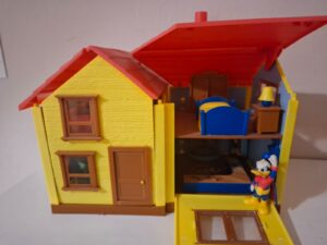 la casa di paperino disney